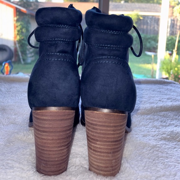 SM New York Black Lace Up Boots with Brown Heel Size 9 - Picture 11 of 14